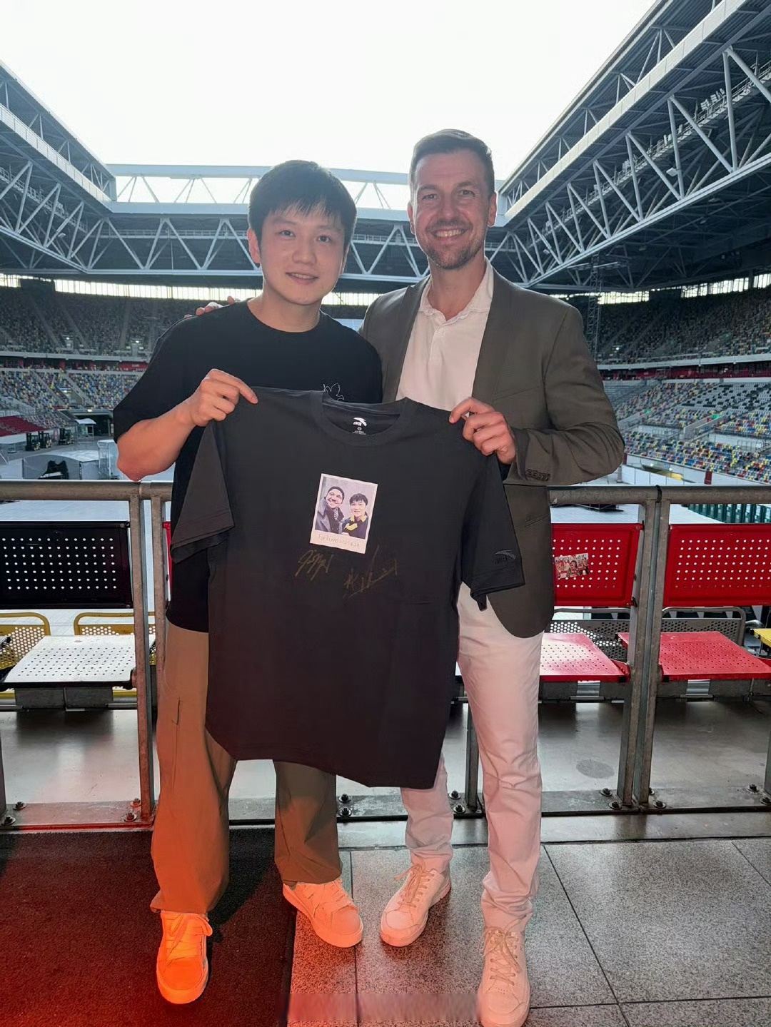 韩国乒乓球队强势中国乒乓球队，奥恰洛夫打破历史纪录的简单介绍